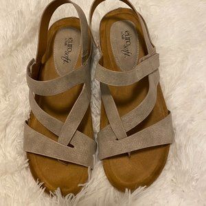 Euro Soft by Sofft Gianetta Ankle Strap Sandal